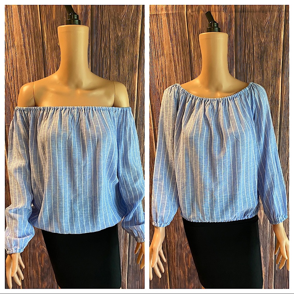 Gap sz small NWT light blue & white stripped strapless flowy summer blouse